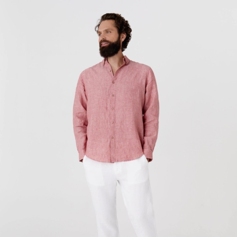 American Apparel Button Down Shirt w Button Down Collar Size: M